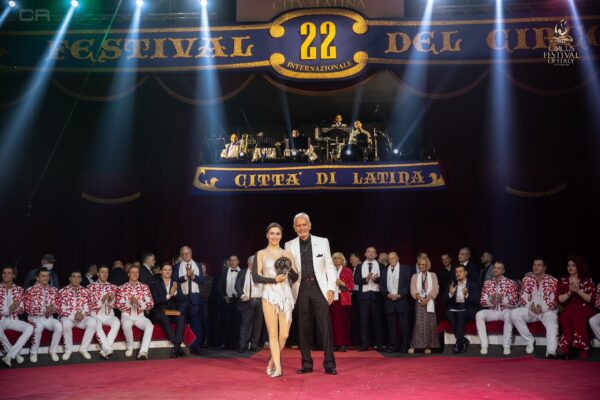 Atmosfera magica al Festival di Latina