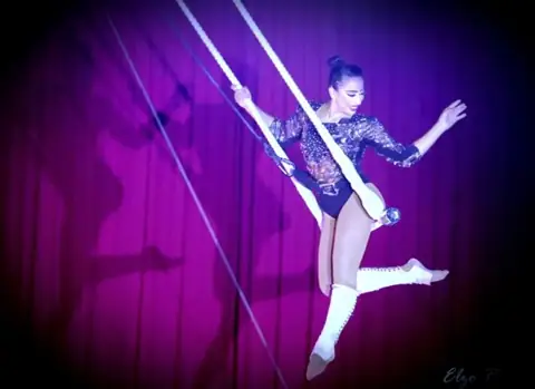 Continua ad arricchirsi il cast dell’imminente 24^ edizione dell’International Circus Festival of Italy. Annunciate quattro nuove grandi attrazioni provenienti da Italia, Repubblica Ceca ed Ecuador. Il debutto: Giovedì 12 Ottobre, ore 21.00, a Latina in via Rossetti. – foto 3